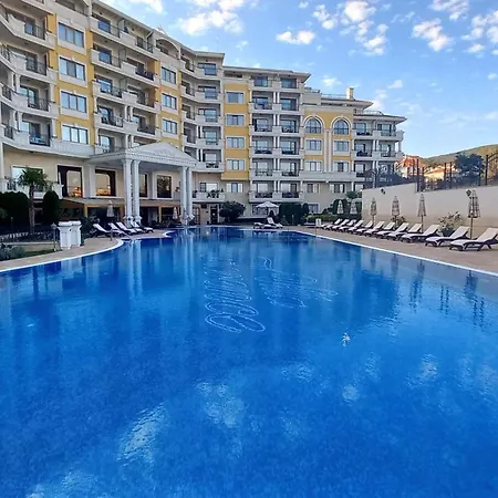 アパート Romantic Florence